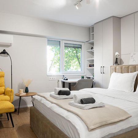 Clujstays Studio Close To City Center Екстер'єр фото