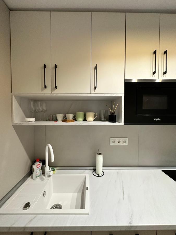 Clujstays Studio Close To City Center Екстер'єр фото