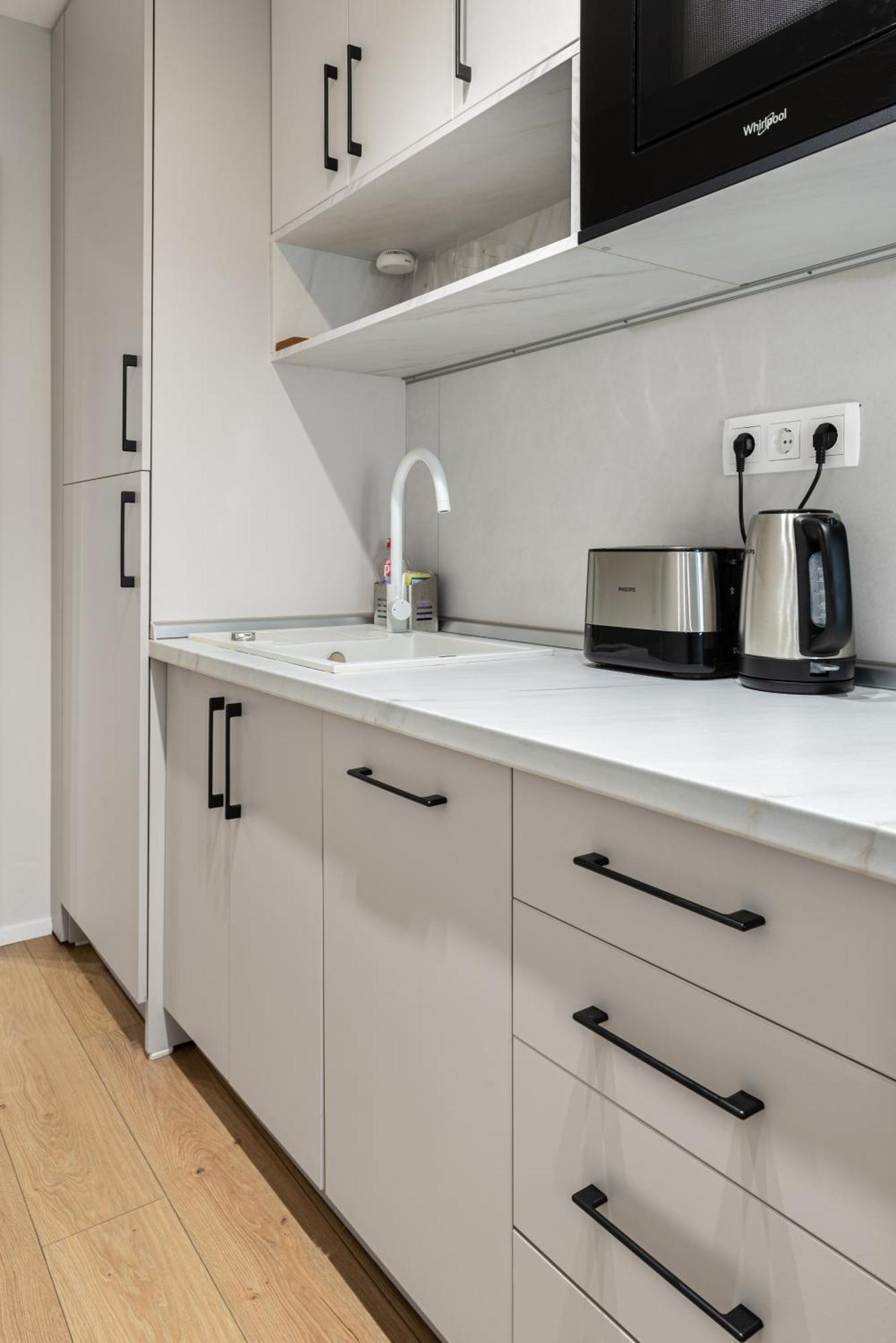 Clujstays Studio Close To City Center Екстер'єр фото
